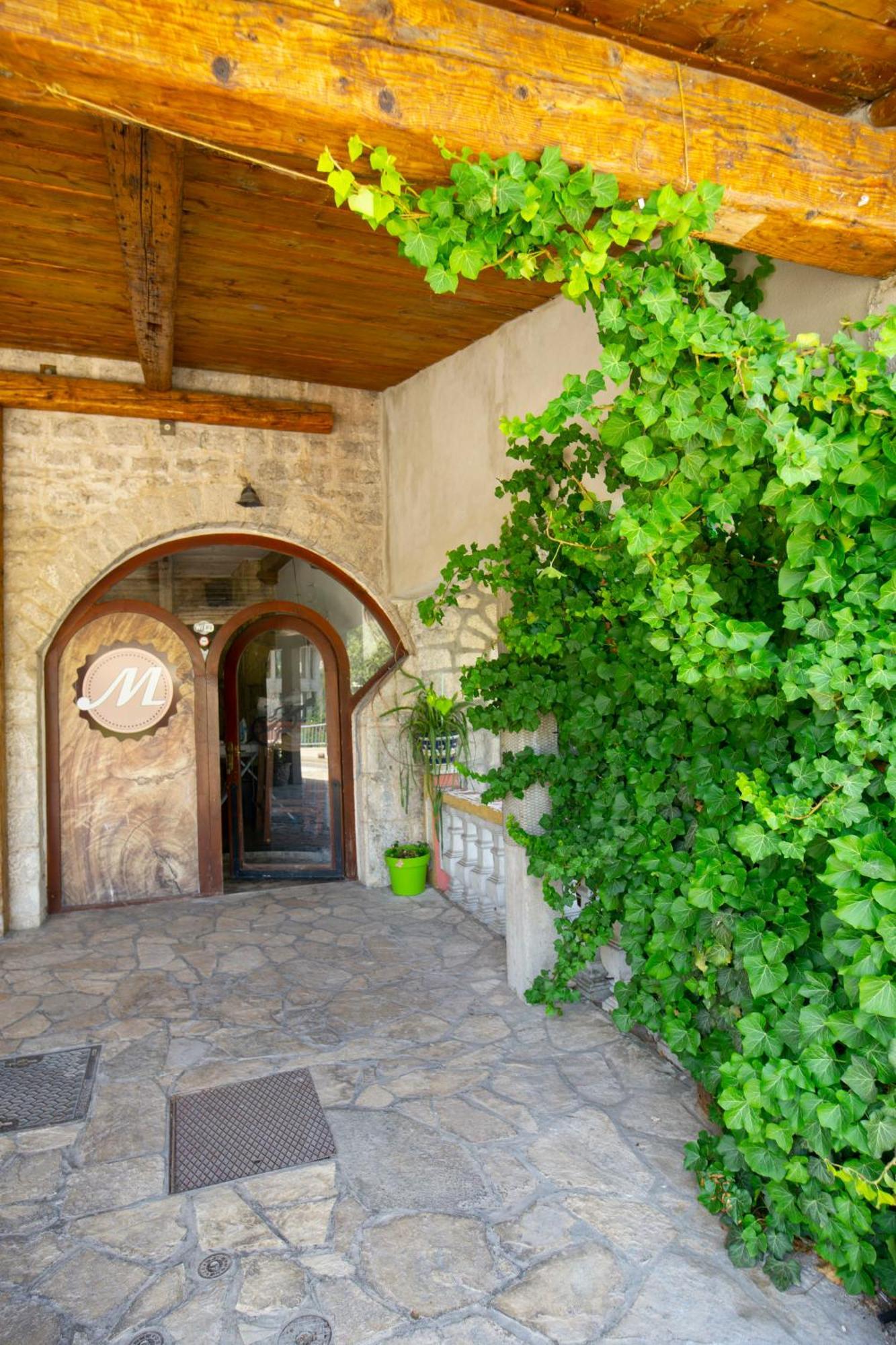 Apartmani Mimax Trebinje Exterior foto